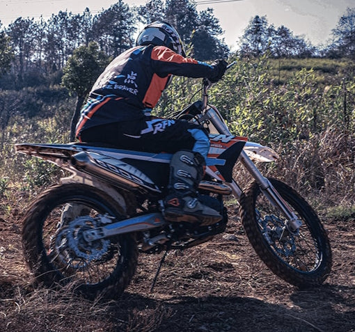 250cc 4-Stroke 5 Speed Manual Apollo Dirt Bike with Electric & Kick Start & 21”/18” Off-Road Wheels - THUNDER 250 DLX