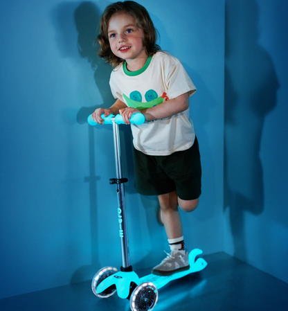Mini Micro Deluxe Glow LED - Glacier Aqua Age 2-5 Years
