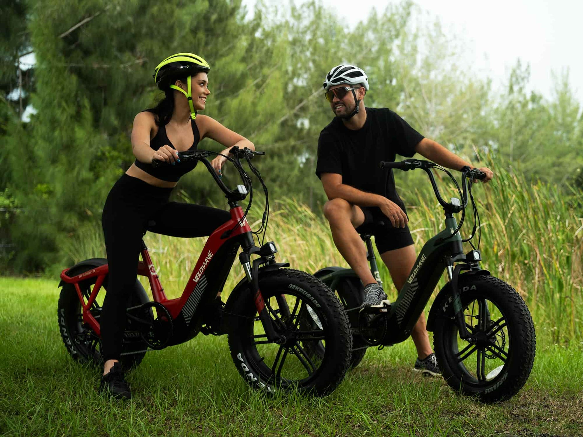 Velowave Pony Compact Step-Thru Fat Tire Electric Bike - 48V 15Ah 750W, 25 MPH, Range 40 Miles, Hydraulic Suspension, Dual Hydraulic Brakes - 100% Financing Available!