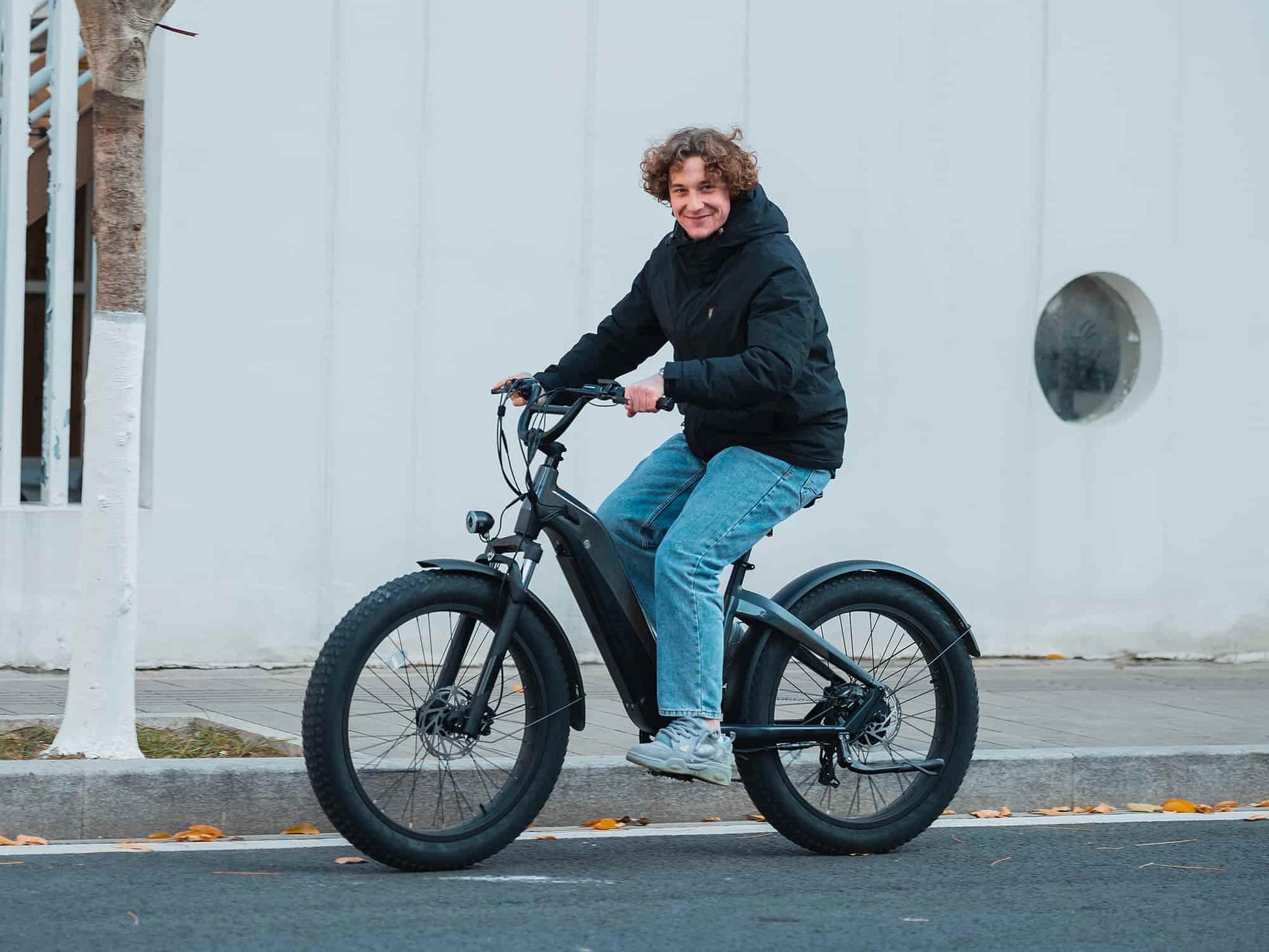 Velowave Grace 2.0 Step-Thru Electric Fat Tire Commuter E-Bike - 48V 20Ah  750W, 28MPH, Range 80 Miles, Torque Sensor, Dual Hydraulic Brakes, Hydraulic Suspension - 100% Financing Available!