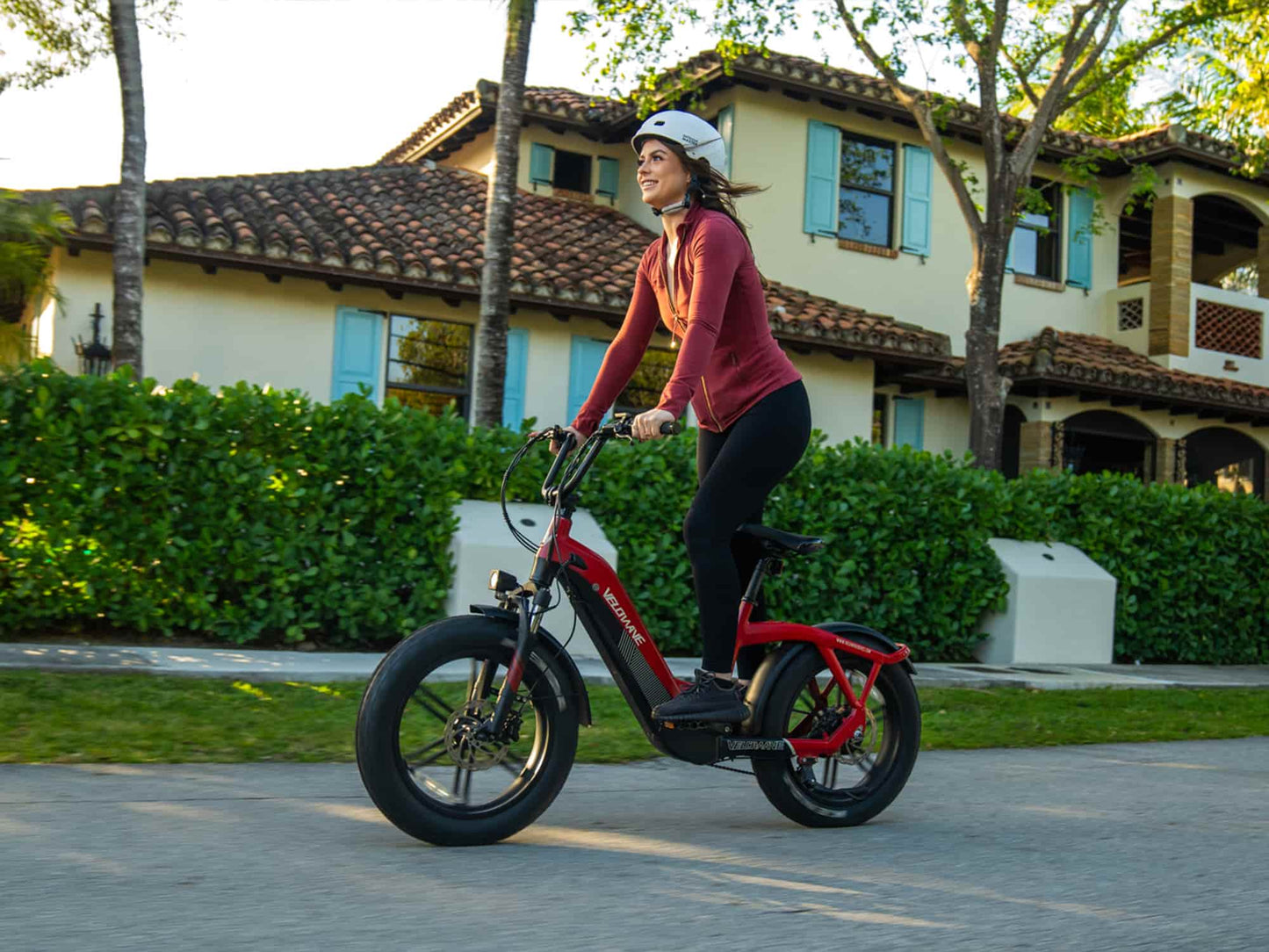 Velowave Pony Compact Step-Thru Fat Tire Electric Bike - 48V 15Ah 750W, 25 MPH, Range 40 Miles, Hydraulic Suspension, Dual Hydraulic Brakes - 100% Financing Available!
