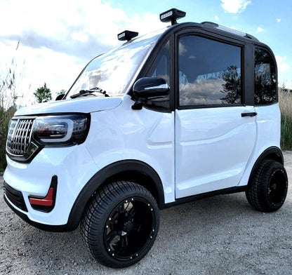 LE Coco Coupe Red Electric Golf Car Small LSV Low Speed Vehicle Golf Cart 4 Seater 60v Scooter Car - White