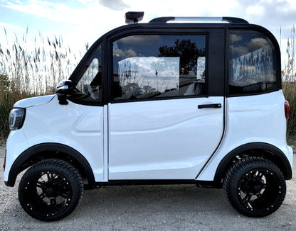 LE Coco Coupe Red Electric Golf Car Small LSV Low Speed Vehicle Golf Cart 4 Seater 60v Scooter Car - White