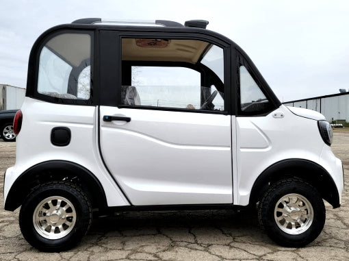 Electric Golf Car 4 Seater Small LSV Low Speed Vehicle Golf Cart 4 Seater 60v Coco Coupe Scooter Car - White