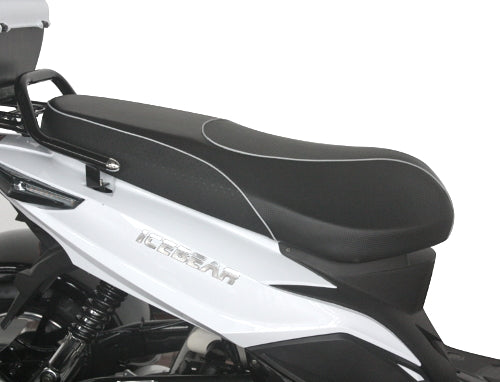 GSI - 50cc 4 Stroke Automatic 3 Wheel Trike Scooter Moped Mojo Magic - TRI030