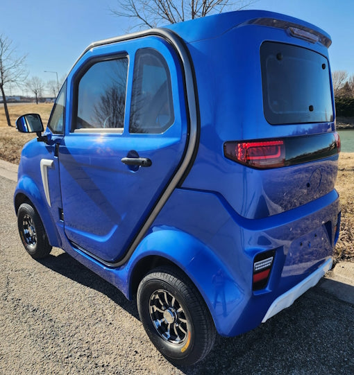 Brand New Electric 2 Door 3 Seat Coco Joker 60v Electric Golf Cart LSV With AC/HEAT