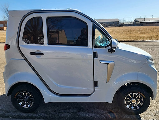 Brand New Electric 2 Door 3 Seat Coco Joker 60v Electric Golf Cart LSV With AC/HEAT