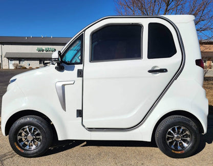 Brand New Electric 2 Door 3 Seat Coco Joker 60v Electric Golf Cart LSV With AC/HEAT