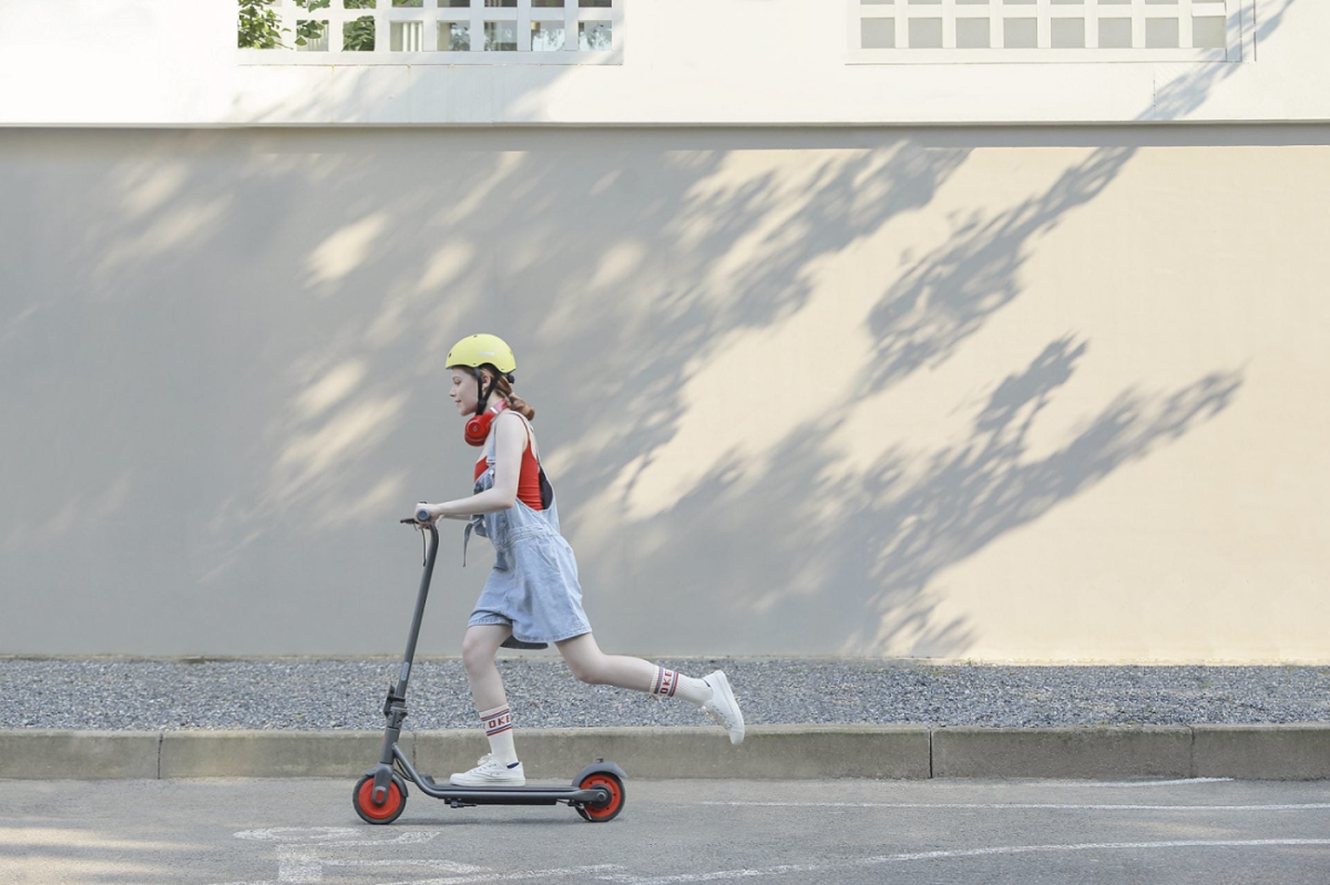 Ninebot Segway Zing C20 Electric Scooter Age 8-14
