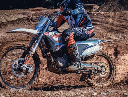250cc 4-Stroke 5 Speed Manual Apollo Dirt Bike with Electric & Kick Start & 21”/18” Off-Road Wheels - THUNDER 250 DLX