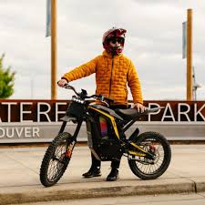 Freego NOVA 4 Mid-Drive Electric Dirt Bike - 60V, 30Ah, 3000W/6000W Peak, hydraulic suspension, 4-piston hydraulic brakes, max speed 45MPH - 100% Financing Available!