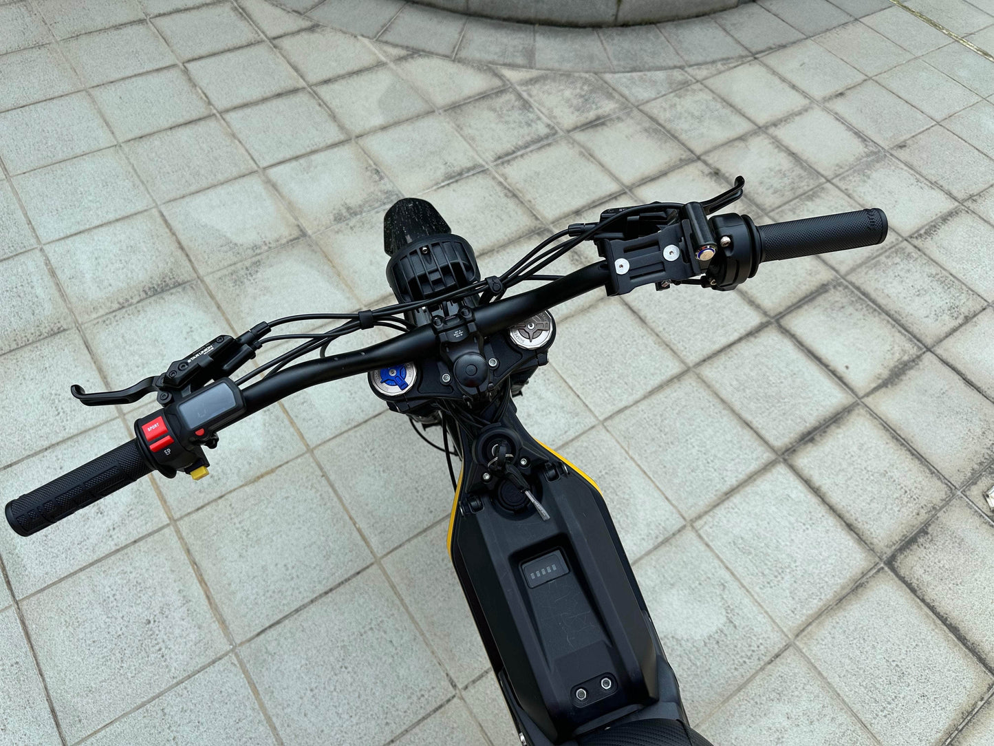 Freego Natkie N1 Electric Mountain Dirt Bike - 72V, 8000W Peak power, brushless DC hub motor, full suspension, hydraulic brakes - 100% Financing Available!