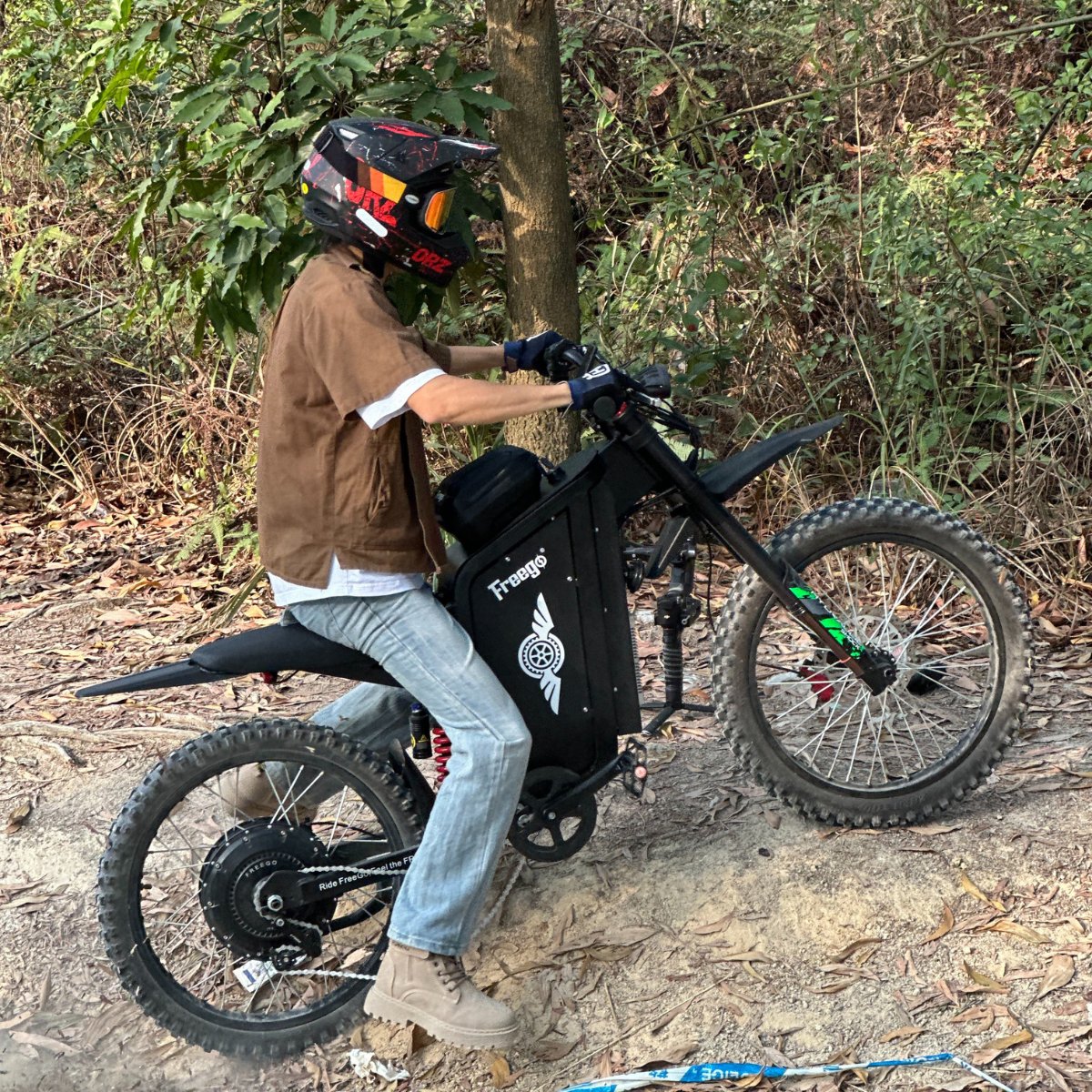Freego | X3 Pro Off-Road Electric Dirt Bike 8000W Peak 72V 50Ah - Recreational Off-Road Use Only
