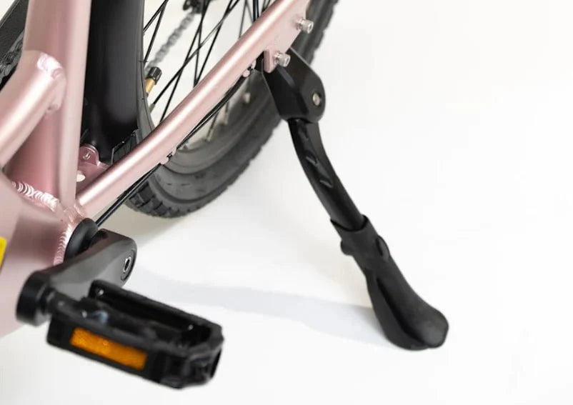 GIO STORM STEP-THRU ELECTRIC BIKE ROSE GOLD WITH INTEGRATED SAMSUNG BATTERY - 48V 13Ah 500W, top speed 20 mph, range 46 miles - 100% FINANCING AVAILABLE!
